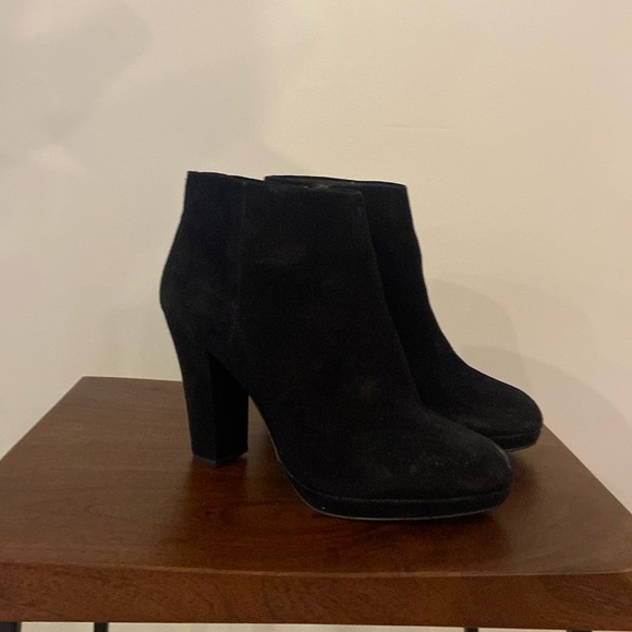 Black booties - suede-like texture - Picture 1 of 4